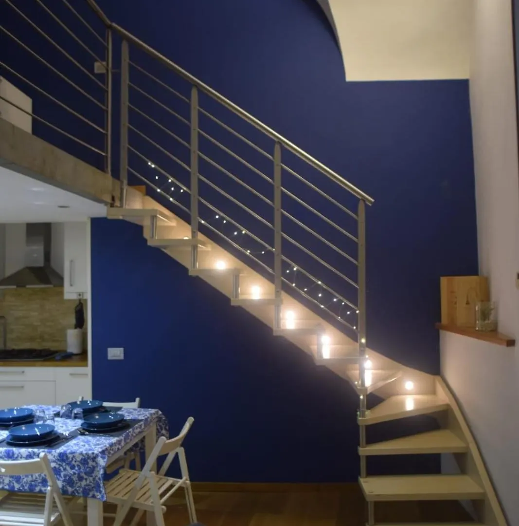 Blue House Nel Cuore Di Genova